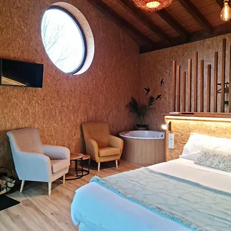 Casa de Campo Remanso De Trasfontao Casa árbores&bubble Silleda